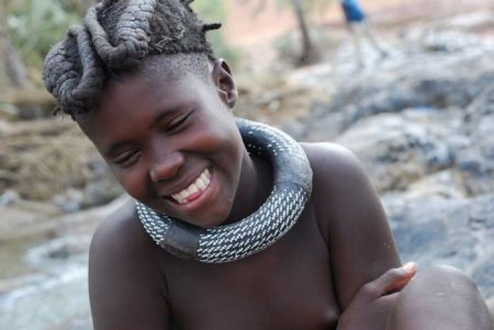 5. Himba Meisje.JPG
